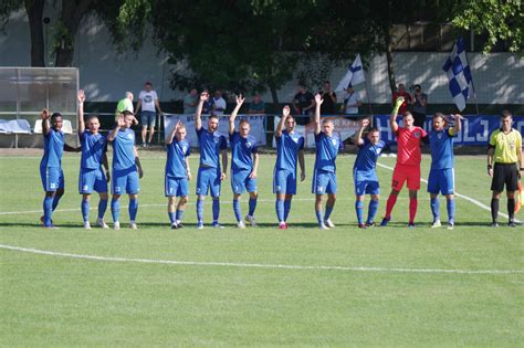 A Kiskőrösi LC U16-os csapat felállása a mérkőzés előtt