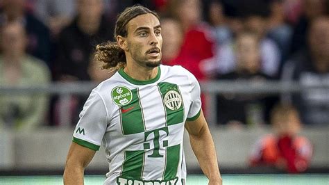 Cebrail Makreckis Ferencváros mezben