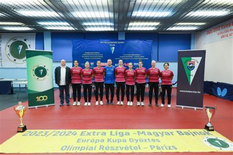 A győztes csapat ünneplése