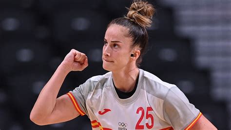 Nerea Pena spanyol kézilabda játékos portréja