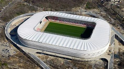 Légi felvétel a Nagyerdei Stadionról mérkőzés idején