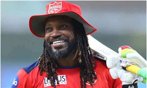 Chris Gayle ütés közben
