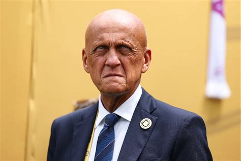 Pierluigi Collina, mint a FIFA játékvezetői bizottságának elnöke