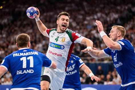 TV képernyőn látható kézilabda közvetítés