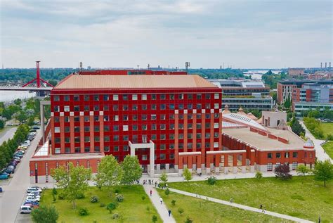 Az ELTE Lágymányosi Campus sportlétesítményei és futóköre