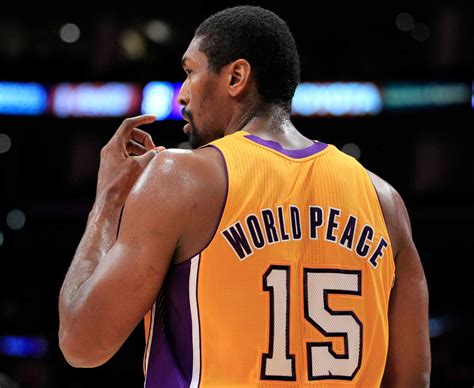 Metta World Peace és névváltoztatásai