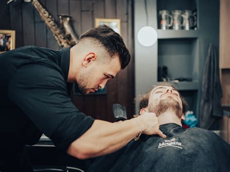 BarberTruck mobil borbély szalon