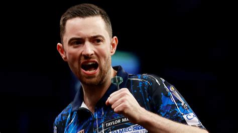 Luke Humphries a 9 nyilasa után