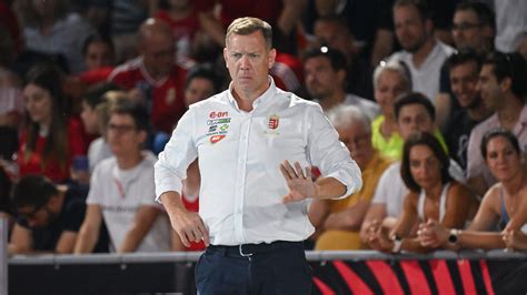 Märcz Tamás a kispadon, edzői szerepben