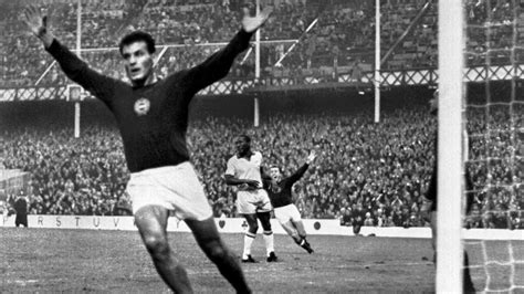A magyar és brazil csapat az 1966-os VB-n