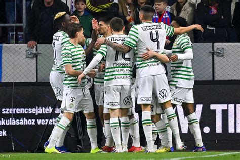 Ferencváros játékosainak gólöröme a Szusza Ferenc Stadionban