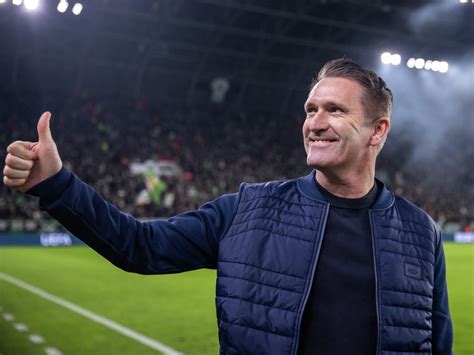 Az Emirates Stadion nézőtere egy Európa Liga mérkőzésen