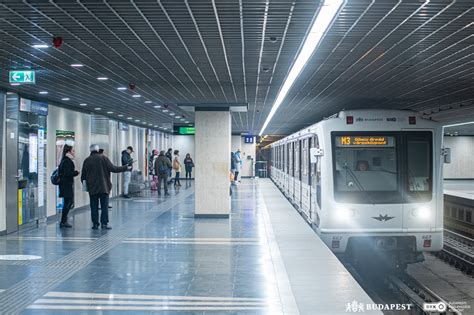 M3-as metró Újpest-Központ állomáson