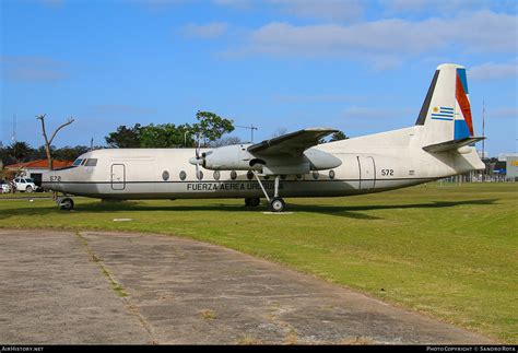 Az Uruguayi Légierő Fairchild FH-227D típusú repülőgépe