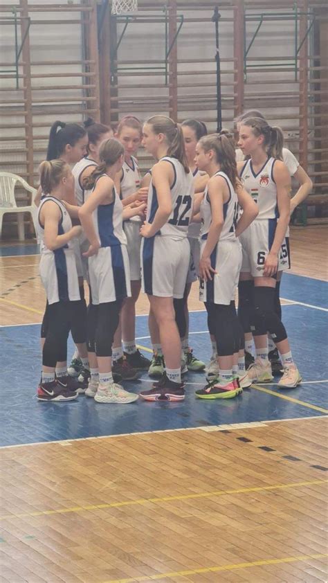 Szegedi kosárlabda csapatának játékosai