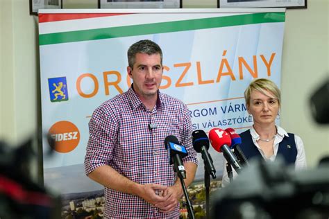 Kocsis Máté sajtótájékoztatón