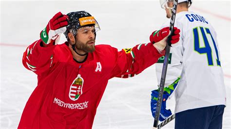 Vincze Péter, Mihály Ákos, Hári János és Papp Kristóf a Magyarország - Szlovénia férfi jégkorong világbajnoki felkészülési mérkőzésen