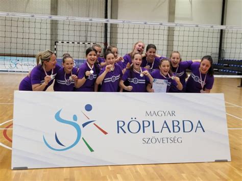UTE U17 röplabda csapat akcióban