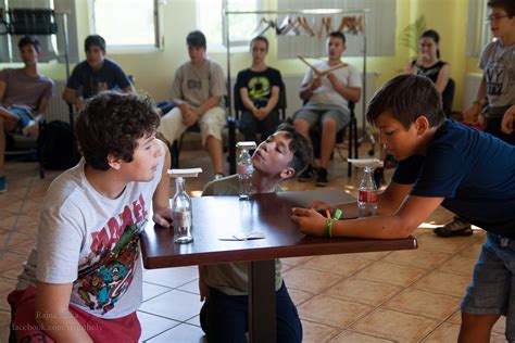 gyerekek csapatjátékban