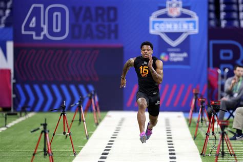 NFL Combine: a játékosok sebességét mérő 40 yardos futás