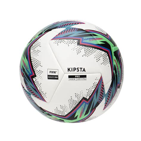 FIFA Quality Pro minősítés jelölése egy Adidas futsal labdán