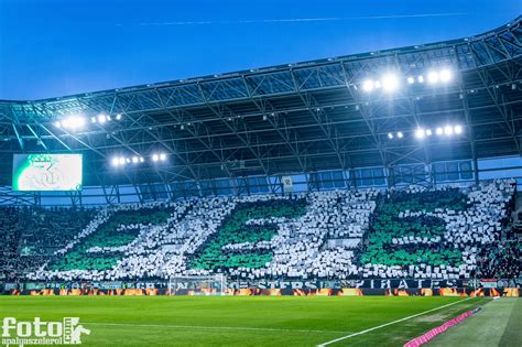 A korai BEK mérkőzések hangulata egy archív fotón