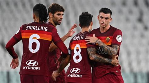 AS Roma új játékosai mezbemutatón