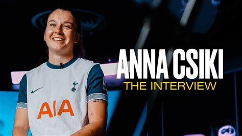 Csiki Anna a Tottenham Hotspur mezében