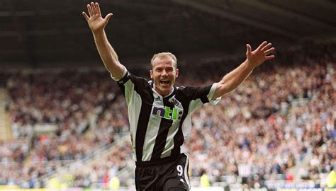 Alan Shearer, a Premier League legtöbb gólt szerző játékosa