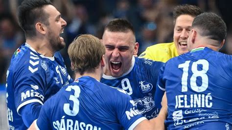 Kielce ünnepli a 2016-os BL győzelmet