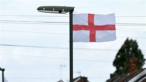 A kritikus terrorkészültségi szint jelképe Nagy-Britanniában