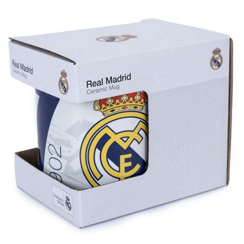 Real Madrid hivatalos termékek, például bögrék és kulcstartók