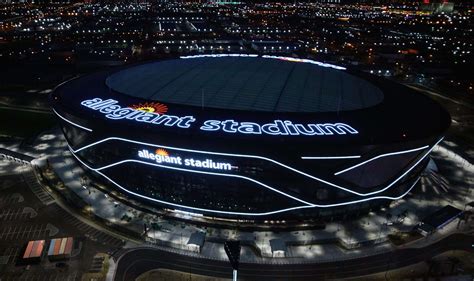 Allegiant Stadium bejárat