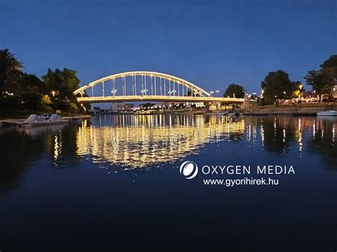 Panorámakép Szkopjéről a Vardar folyóval