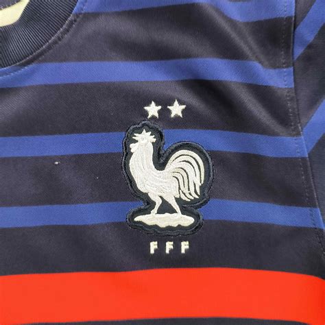 Franciaország válogatott játékosai Nike mezben