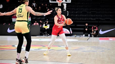 Archív fotó olimpiai bronzérmes magyar labdarúgókról