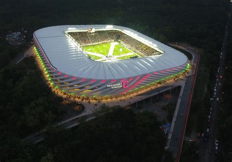 A felújított Nagyerdei Stadion és a környező park részlete