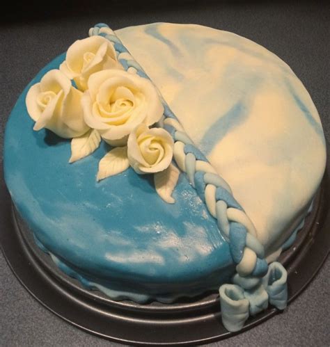Márványos hatású fondant torta