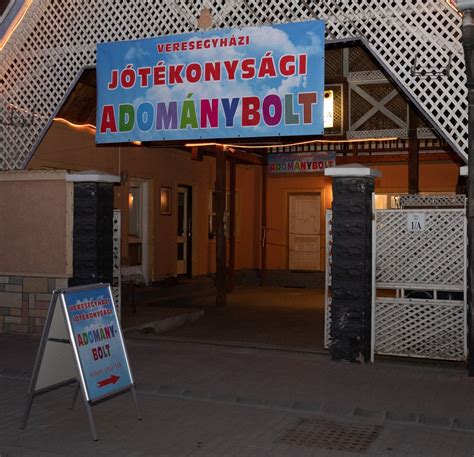 A felújított klubház a 2000-es években