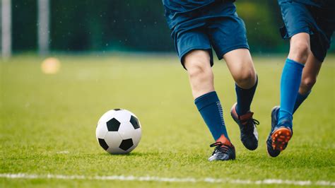 Fiatal futballisták edzésen vagy mérkőzésen