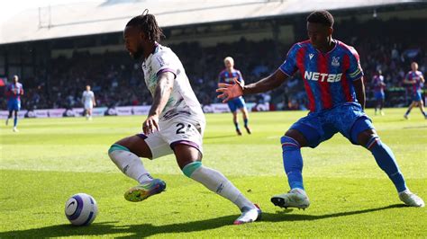 A Ghánai Premier League egyik mérkőzésének hangulata