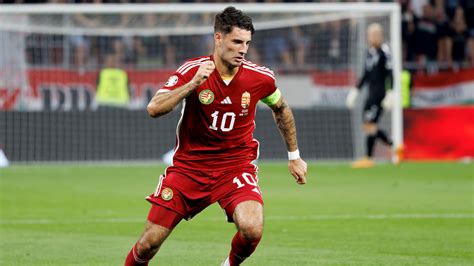 Szoboszlai Dominik akció közben a Puskás Arénában