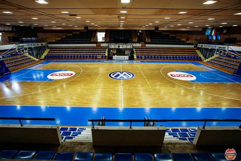 A Tiszaligeti Sportcsarnok, a Szolnoki Olajbányász otthona