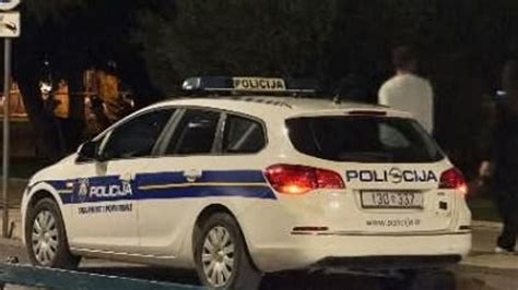 Kameruni futballcsapat ünneplés közben