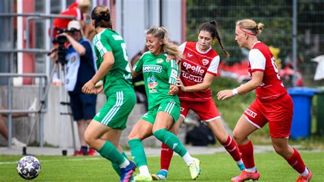 A női futball növekedése világszerte
