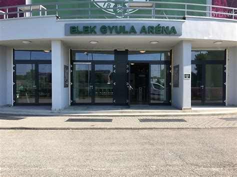 Elek Gyula Aréna belülről