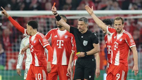 Bírói ítéletek, futballmeccsek, nők focija