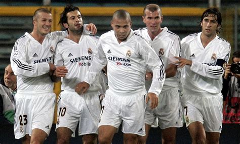 A galaktikusok: David Beckham, Luís Figo, Ronaldo, Zinédine Zidane, Raúl