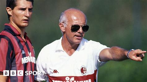 Arrigo Sacchi az AC Milan kispadján