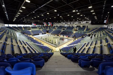 Tatabánya Aréna kívülről